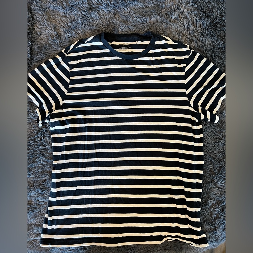 H&M stripped tshirt